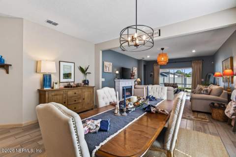 10211 Lebron Court, Jacksonville FL - photo 12 of 36