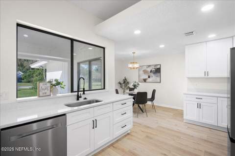 2108 Deer Run Trail, Jacksonville FL - photo 10 of 27