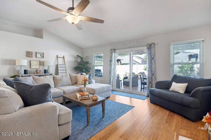 3 bedroom Single Family Residence at 2438 Bentwater Drive, Bentwater Place, Jacksonville — photo 5