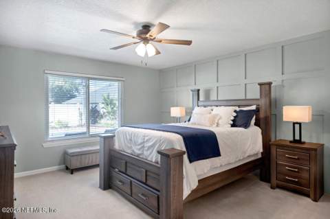 2438 Bentwater Drive, Jacksonville FL - photo 21 of 64
