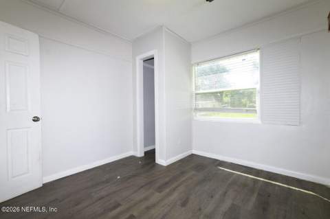 10559 Loyola Drive, Jacksonville FL - photo 14 of 20