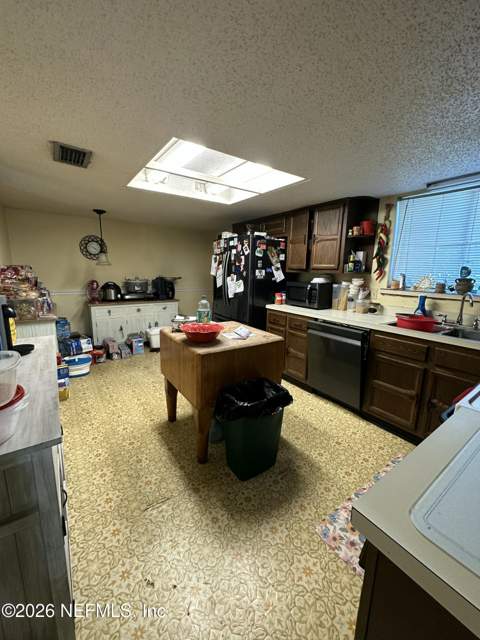 2232 Gabriel Drive, Orange Park FL - photo 12 of 32