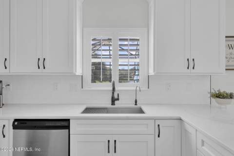 724 Lake Stone Circle, Ponte Vedra Beach FL - photo 21 of 87