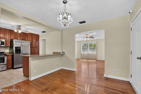 6531 Greenfern Lane, Jacksonville FL - photo 13 of 39