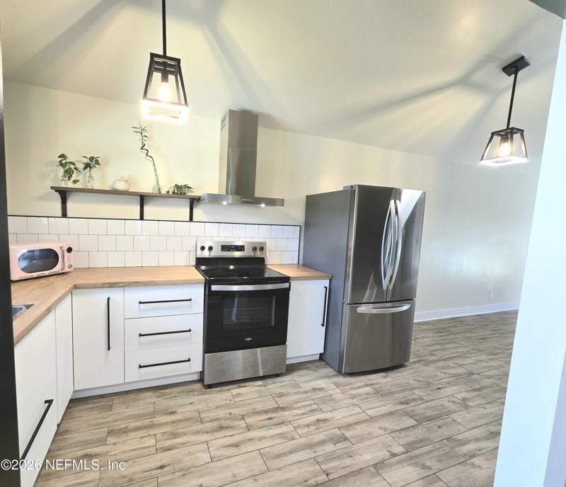 2 bedroom Single Family Residence at 10708 Kusaie Drive, Sandalwood, Jacksonville — photo 3