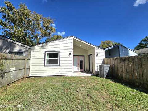 10708 Kusaie Drive, Jacksonville FL - photo 17 of 20