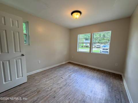744 Mackinaw Street, Jacksonville FL - photo 6 of 11
