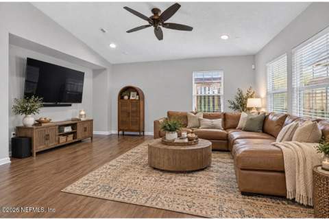 12682 Pine Marsh Way, Jacksonville FL - photo 9 of 31