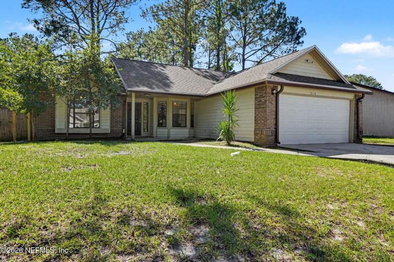 3 bedroom Single Family Residence at 7418 Amandas Crossing Drive, Amandas Crossing, Jacksonville — photo 3