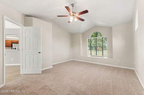 7418 Amandas Crossing Drive, Jacksonville FL - photo 18 of 36
