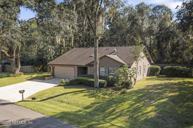 4 bedroom Single Family Residence at 646 Remington Forest Drive, Remington Forest, Jacksonville — photo 2