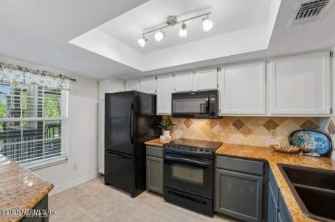 137 Cranes Lake Drive, Ponte Vedra Beach FL - photo 7 of 42