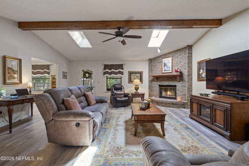 4 bedroom Single Family Residence at 646 Remington Forest Drive, Remington Forest, Jacksonville — photo 4