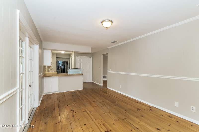 3 bedroom Single Family Residence at 8331 Worm Wood Road, Springtree Village, Jacksonville — photo 4