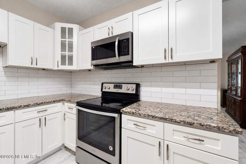 3 bedroom Single Family Residence at 12015 Fagus Court, Hogan Heights, Jacksonville — photo 5