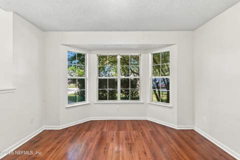 3733 Woodbriar Drive, Orange Park FL - photo 8 of 40