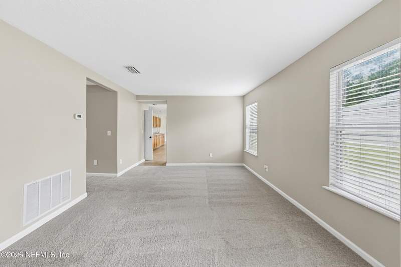 3 bedroom Single Family Residence at 8050 Leafcrest Drive, Argyle Forest East, Jacksonville — photo 2