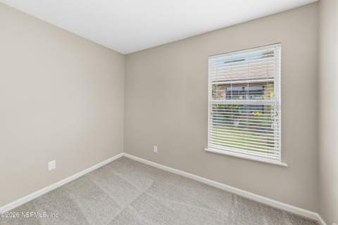 8050 Leafcrest Drive, Jacksonville FL - photo 13 of 19