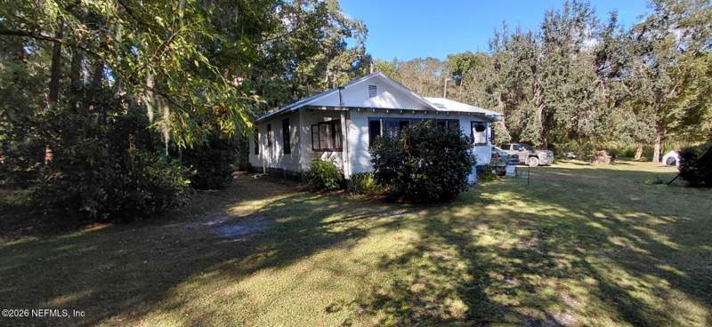 3 bedroom Single Family Residence at 253 Smiley Store Road, Bakers, Crescent City — photo 4