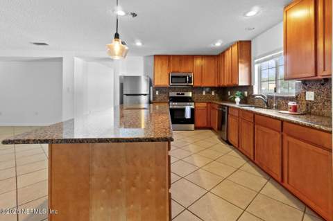 2387 Rusty Lakes Lane, Jacksonville FL - photo 22 of 60