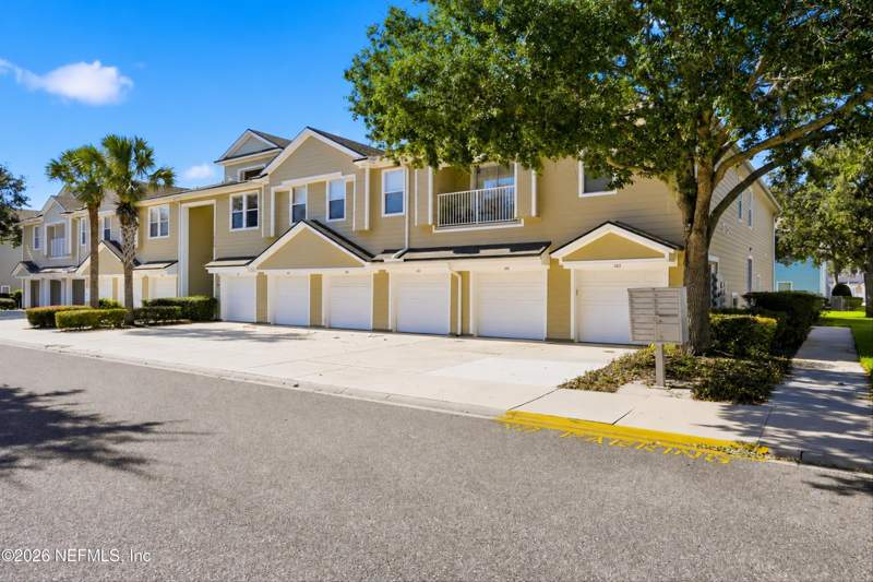 3 bedroom Condominium at 7054 Snowy Canyon Drive #106, Windsor Falls, Jacksonville — photo 3