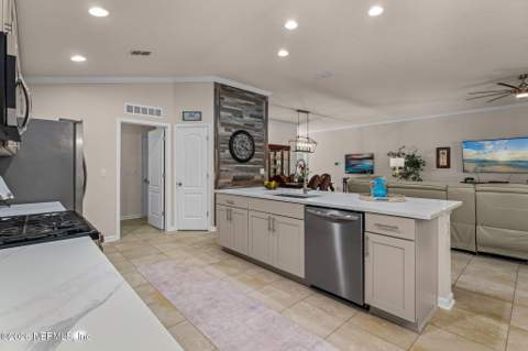 503 Chasewood Drive, St. Augustine FL - photo 16 of 61