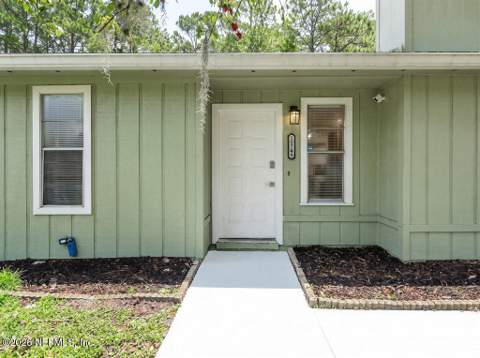 10749 Gelding Drive, Jacksonville FL - photo 8 of 100