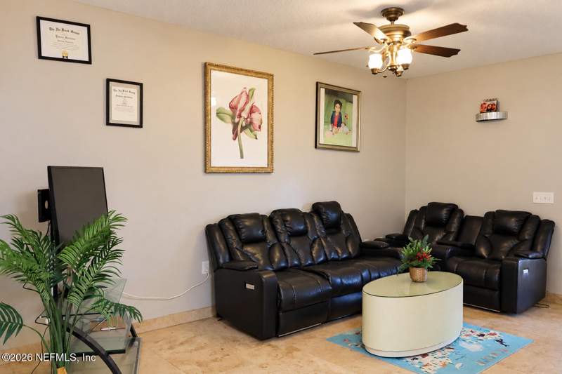 3 bedroom Single Family Residence at 3611 Mente Street, Waltons Addn, Jacksonville — photo 5