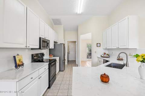 2961 Shady Ridge Court, Middleburg FL - photo 17 of 56