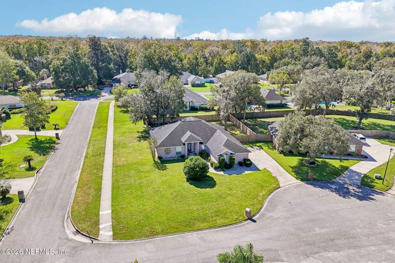 4 bedroom Single Family Residence at 2961 Shady Ridge Court, Villages Of Fireside, Middleburg — photo 4