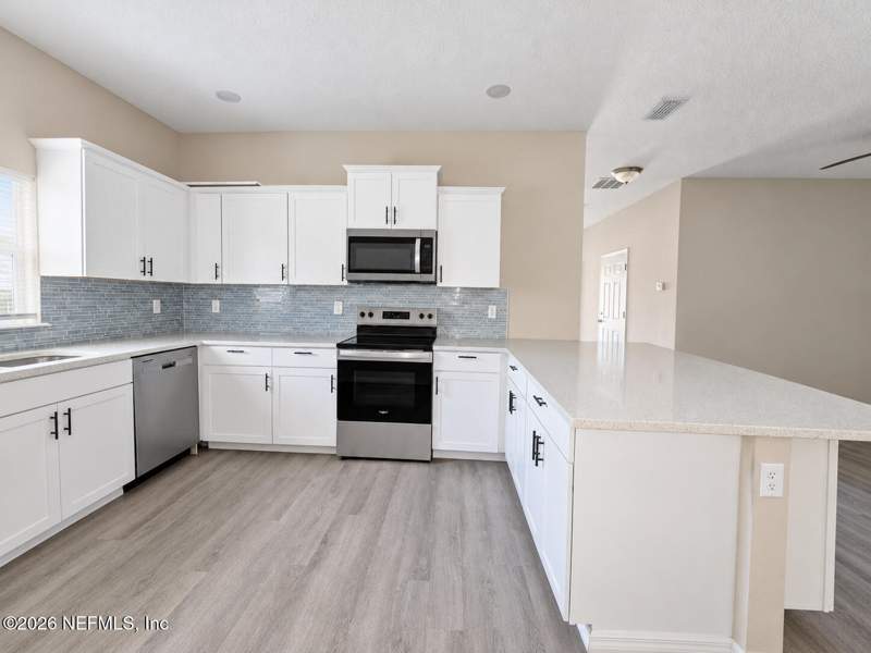 3 bedroom Single Family Residence at 6868 Crane Avenue, Glynlea Park, Jacksonville — photo 3