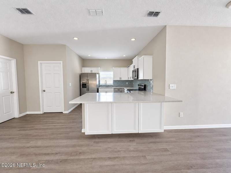 3 bedroom Single Family Residence at 6868 Crane Avenue, Glynlea Park, Jacksonville — photo 5