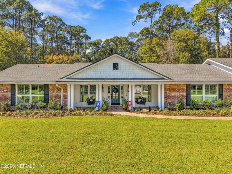 5 bedroom Single Family Residence at 7652 Hollyridge Circle, Deerwood, Jacksonville — photo 2