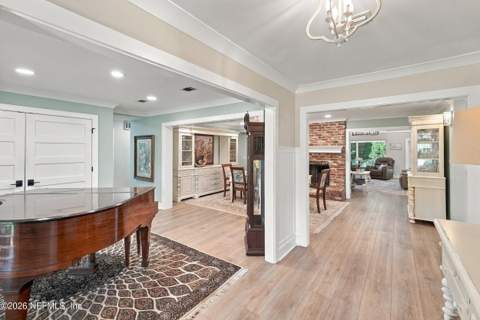 7652 Hollyridge Circle, Jacksonville FL - photo 9 of 67