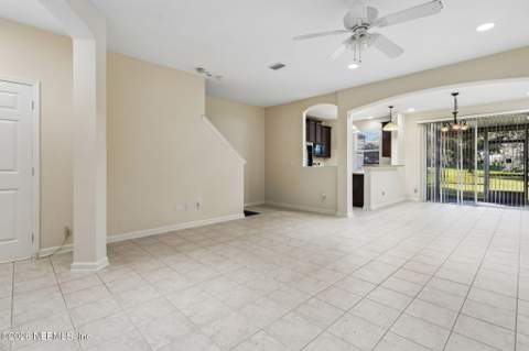 3645 Creswick Circle #B, Orange Park FL - photo 9 of 60