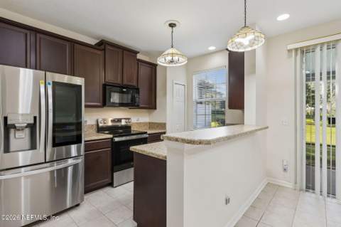3645 Creswick Circle #B, Orange Park FL - photo 14 of 60
