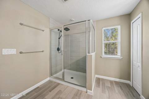 10380 Benson Lake Drive, Jacksonville FL - photo 24 of 44