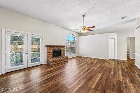 3302 Deerfield Pointe Drive, Orange Park FL - photo 6 of 36