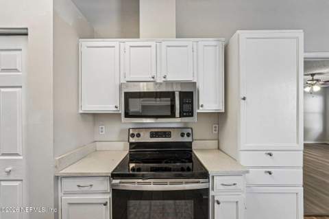 3302 Deerfield Pointe Drive, Orange Park FL - photo 15 of 36