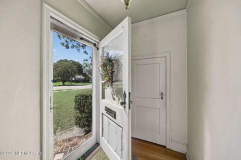 1721 Atlantic Avenue, Fernandina Beach FL - photo 9 of 37