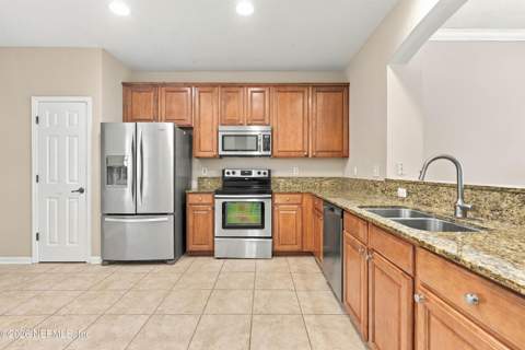 3676 Hartsfield Forest Circle, Jacksonville FL - photo 7 of 28