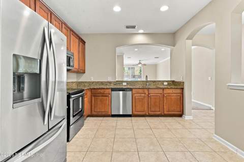 3676 Hartsfield Forest Circle, Jacksonville FL - photo 8 of 28