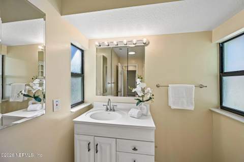 10523 Rocky Garden Lane, Jacksonville FL - photo 23 of 35