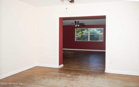 6422 Ish Brant Road, Jacksonville FL - photo 6 of 25