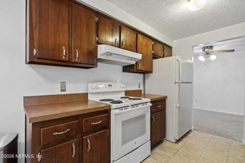 5931 Creed Court, Jacksonville FL - photo 18 of 33