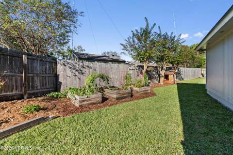 10019 Huntington Forest Boulevard, Jacksonville FL - photo 13 of 55
