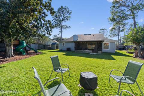 10019 Huntington Forest Boulevard, Jacksonville FL - photo 14 of 55