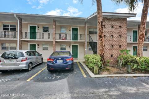 4836 Atlantic Boulevard #207, Jacksonville FL - photo 8 of 27