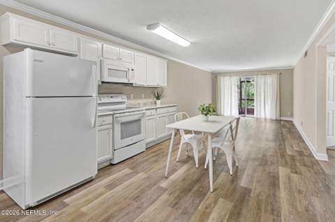 4836 Atlantic Boulevard #207, Jacksonville FL - photo 9 of 27