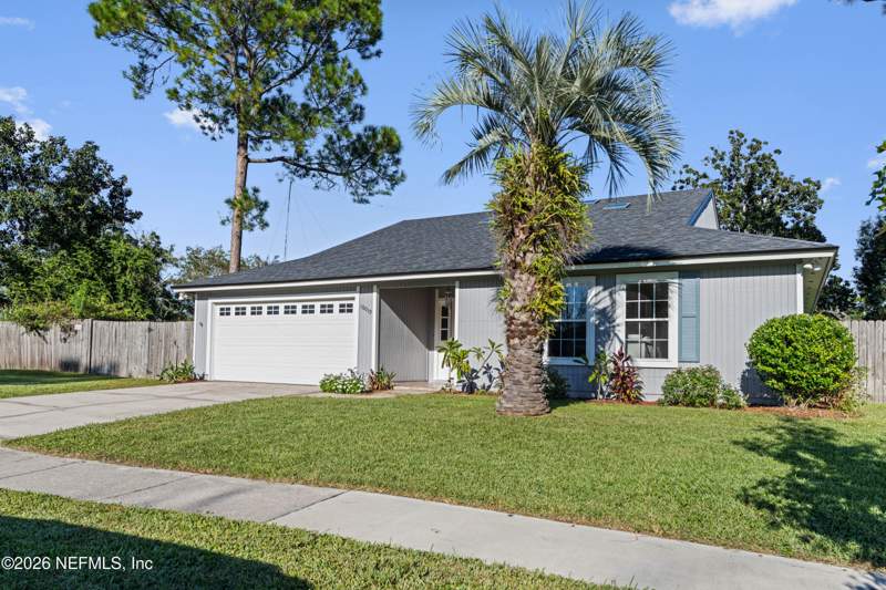 4 bedroom Single Family Residence at 10019 Huntington Forest Boulevard, Huntington Forest, Jacksonville — photo 4